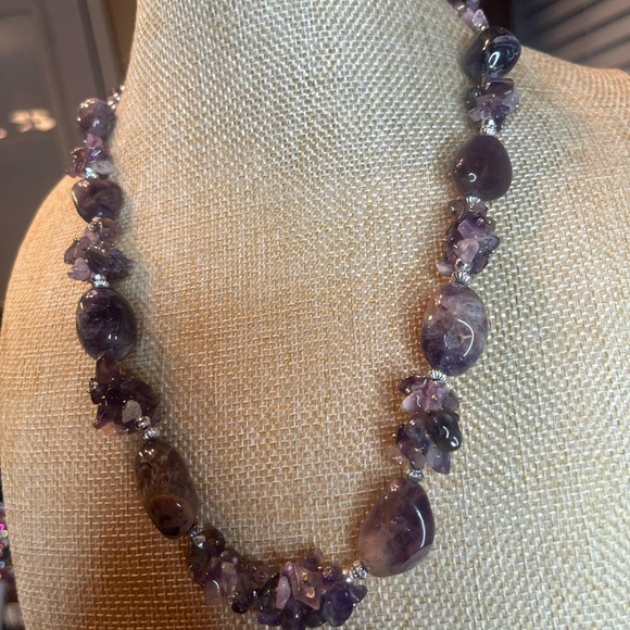 Amethyst Purple Gemstone Necklace - Picture 3 of 6